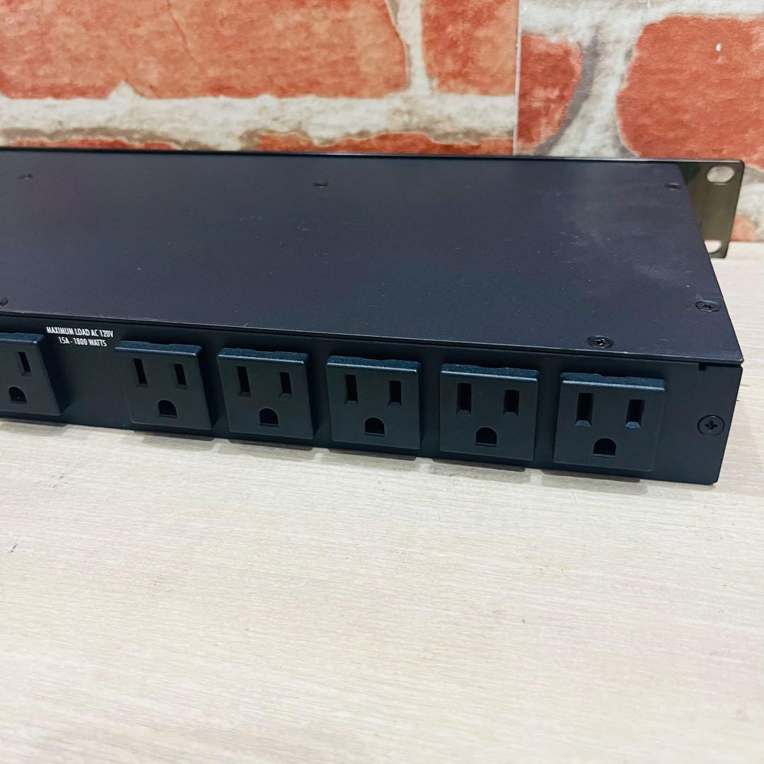 K3389 【FURMAN】M-8X2　パワーディストリビューター