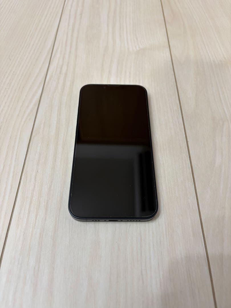 Apple iPhone 13 ブラック 本体のみ