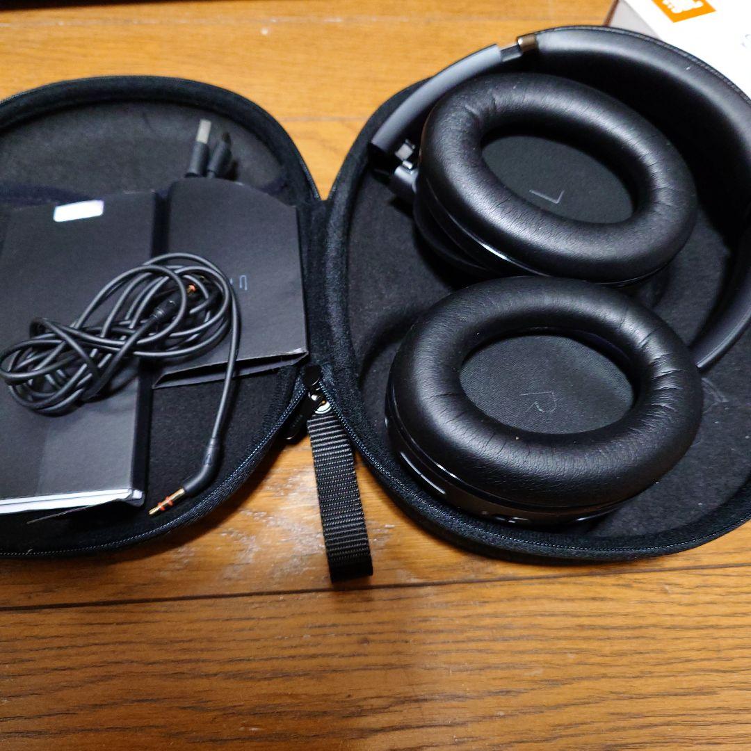 JBL TOUまR ONE M2 ブラック（ワイヤレスヘッドホン)