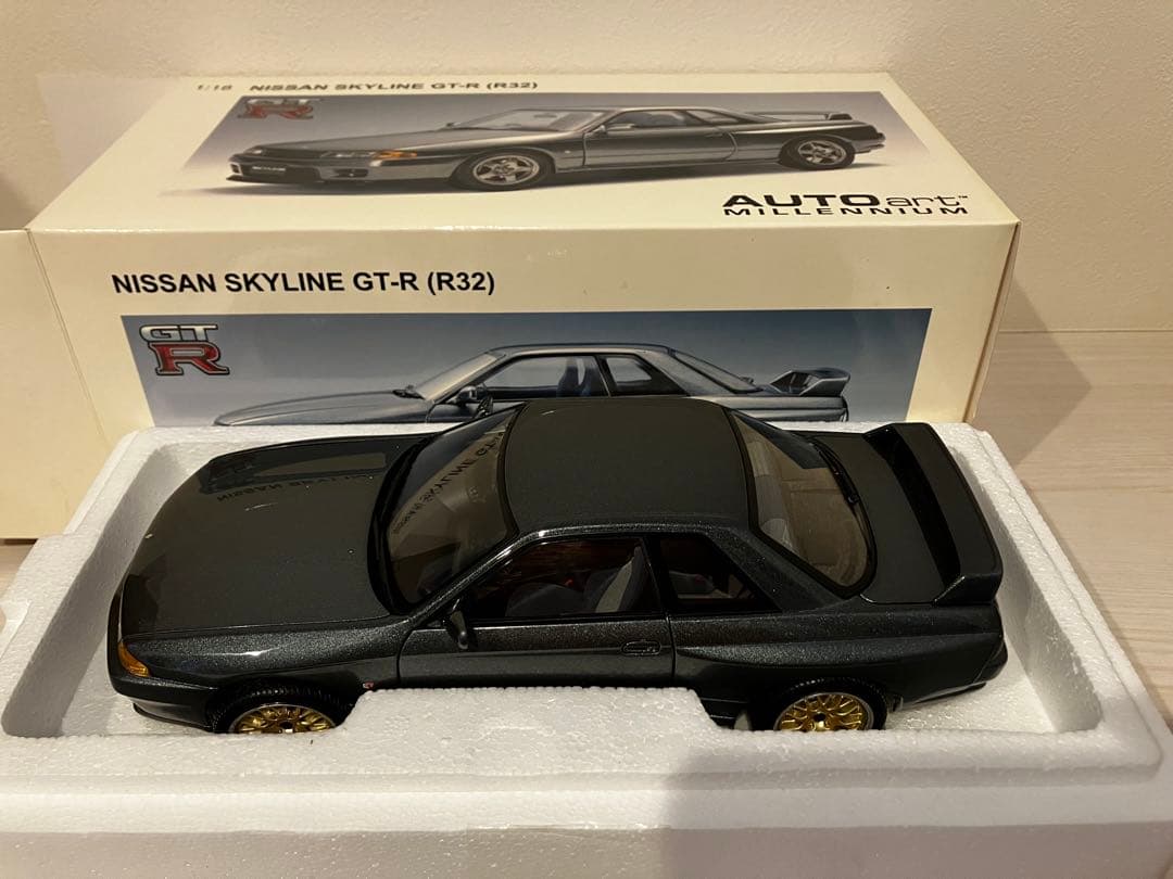 1/18 オートアート スカイライン R32 GTR