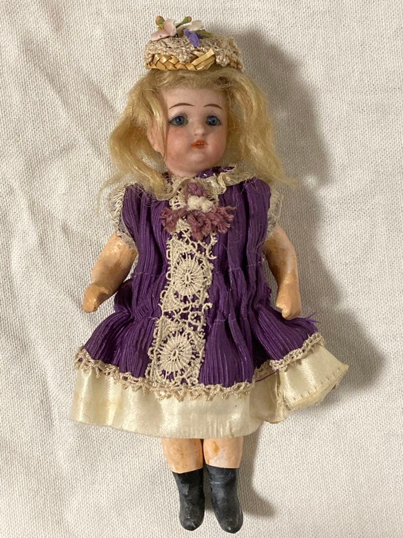 ドイツアンティーク　ミニョネット