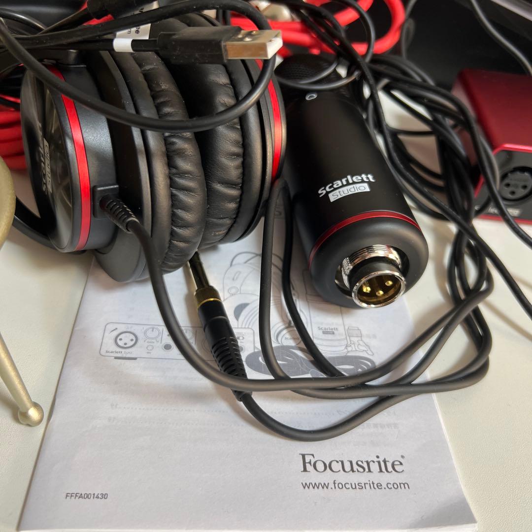 配信機器・PA機器・レコーディング機器 FOCUSRITE Scarlett SoloStudio