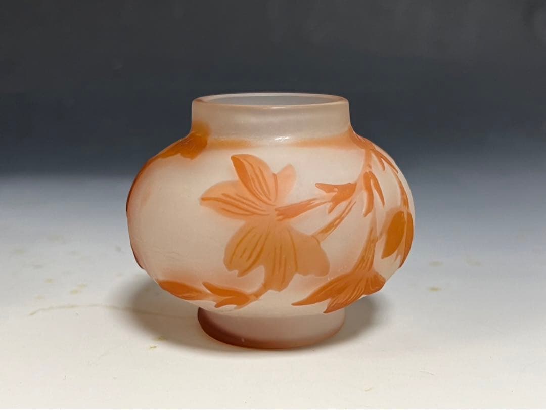 エミール・ガレ草花文 小瓶 被せガラス【本物保証】1900年頃