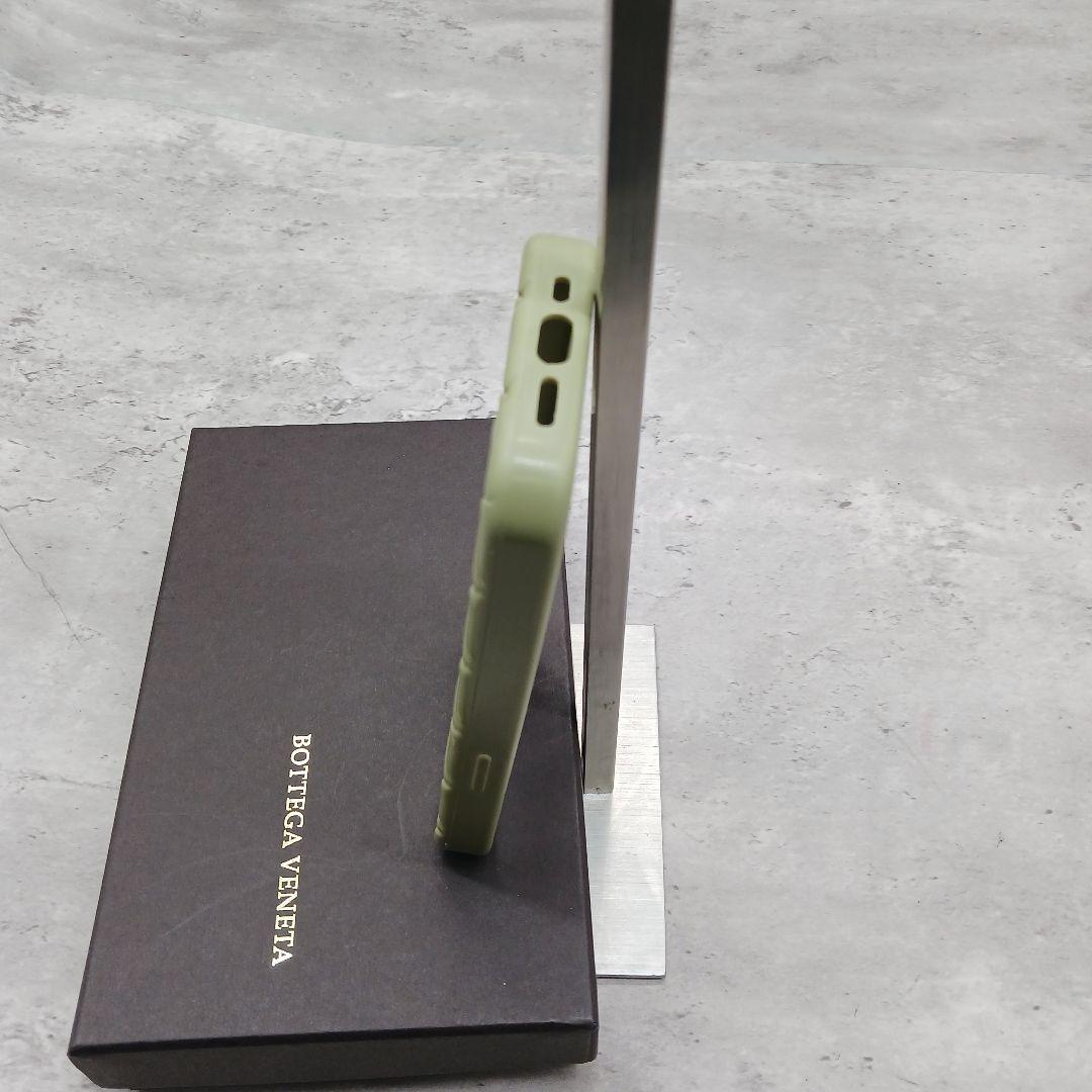 ✨美品✨ ボッテガヴェネタ iPhone 15 シリコンケース オリーブ