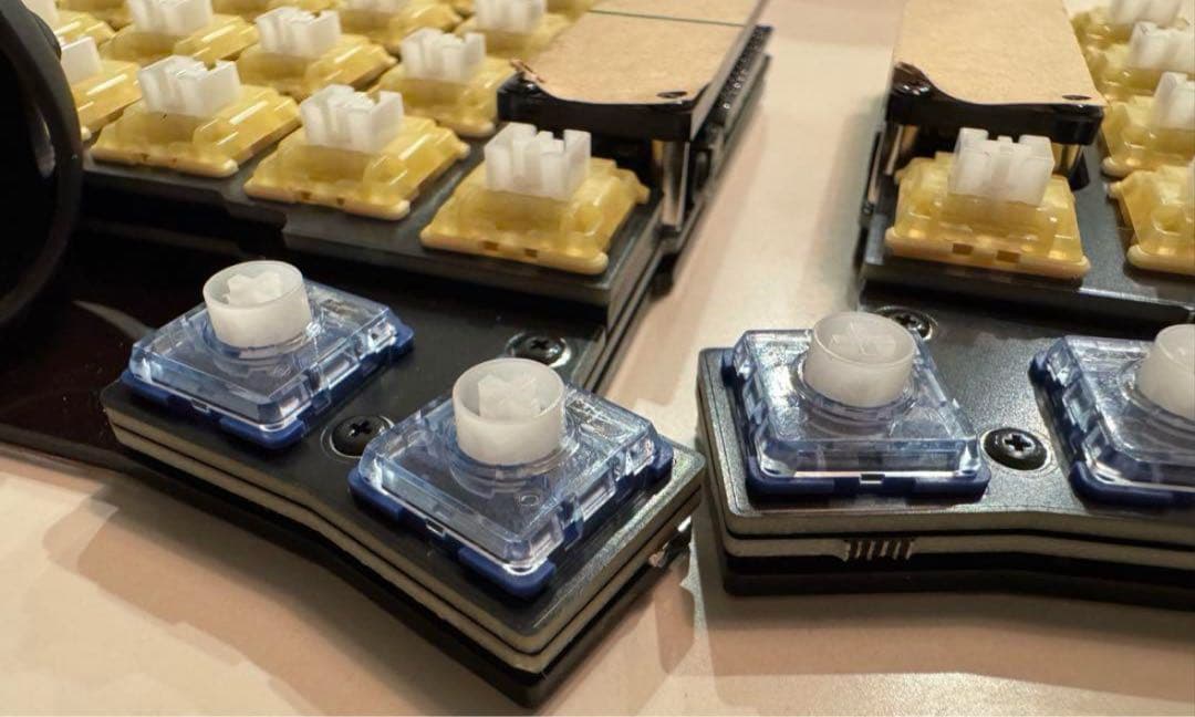 【新品】keyball61 完成品　XVX ロープロファイル仕様