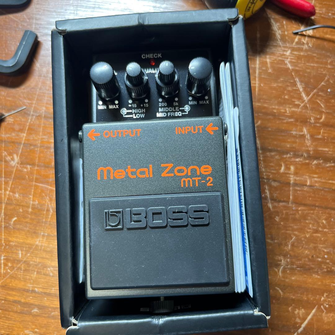BOSS MT-2 メタルゾーン