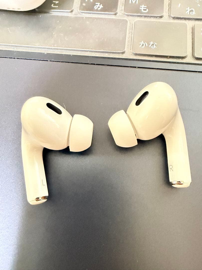 AirPods Pro 第二世代　Lightning