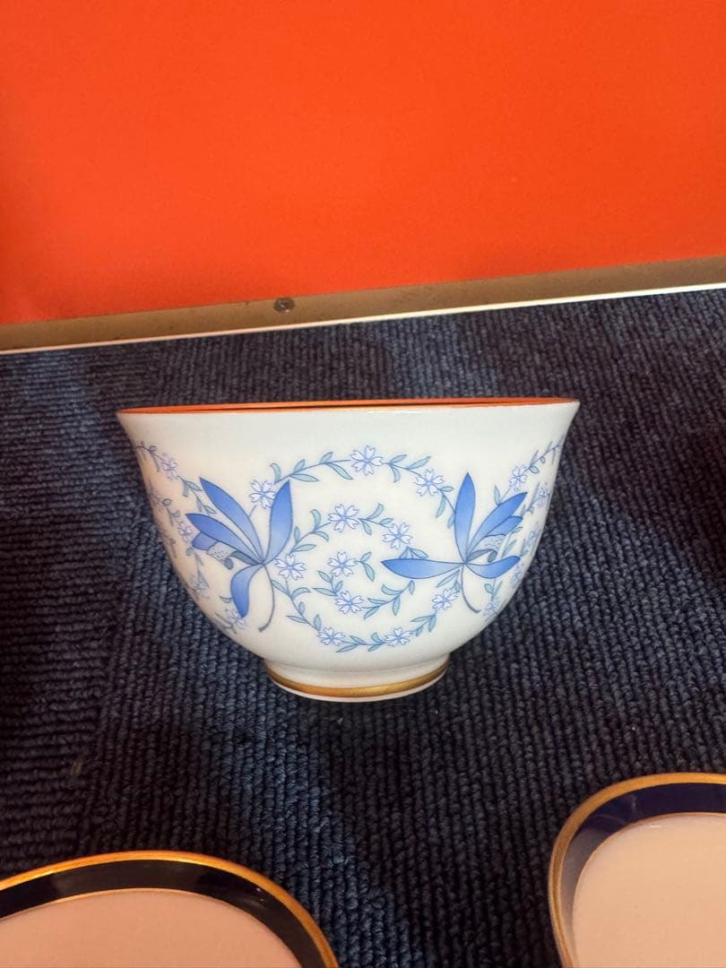 2036  香蘭社 蘭花唐草 湯呑 5客　金彩　未使用