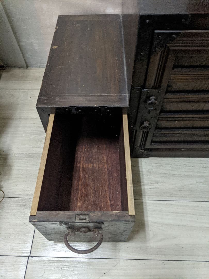 時代物　階段箪笥　和箪笥　両開き　　箪笥