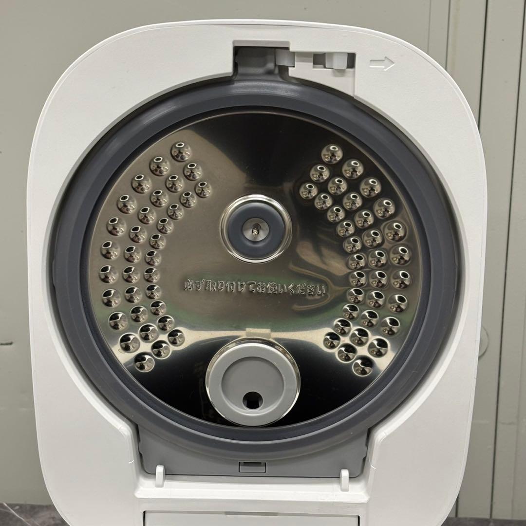 ＊送料込！2025年製 5.5合 東芝 IHジャー炊飯器 RC-10BHW