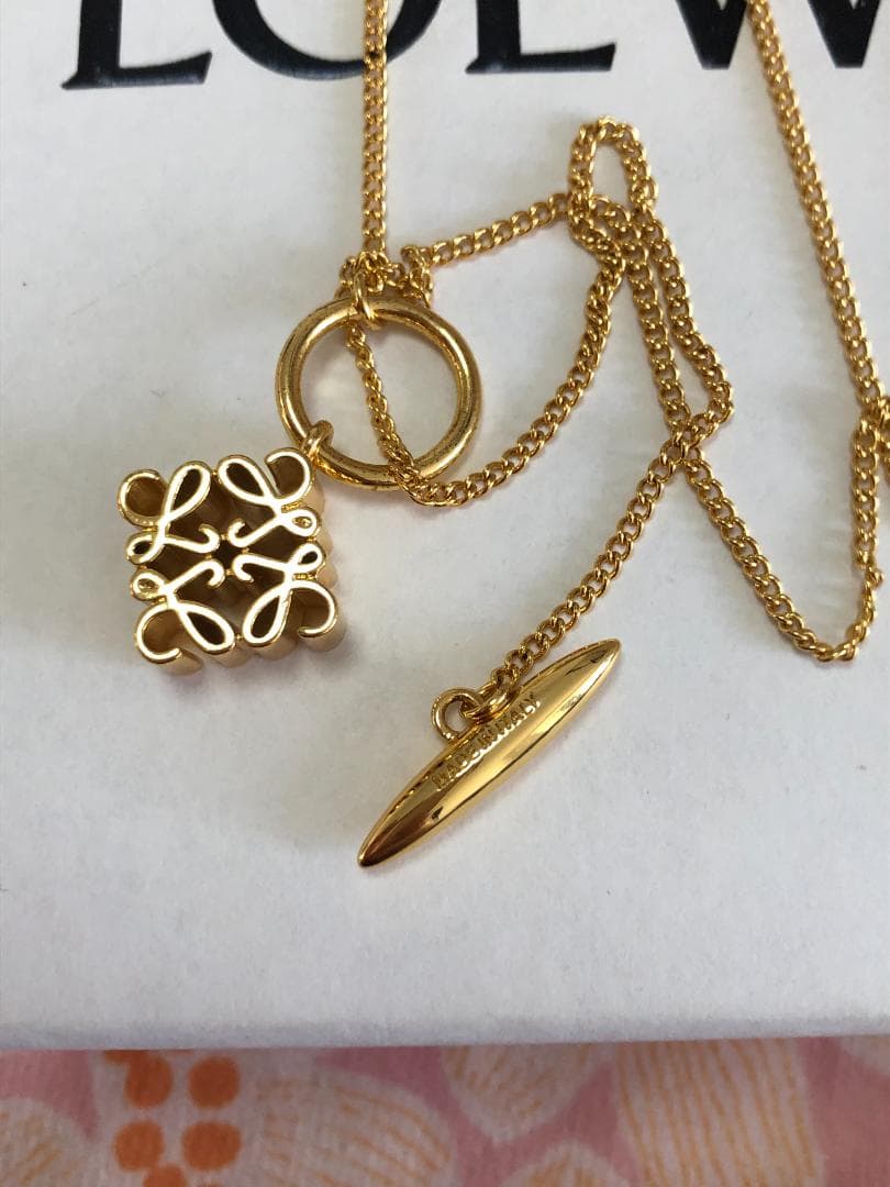 即購入OK　ネックレス/ゴールド