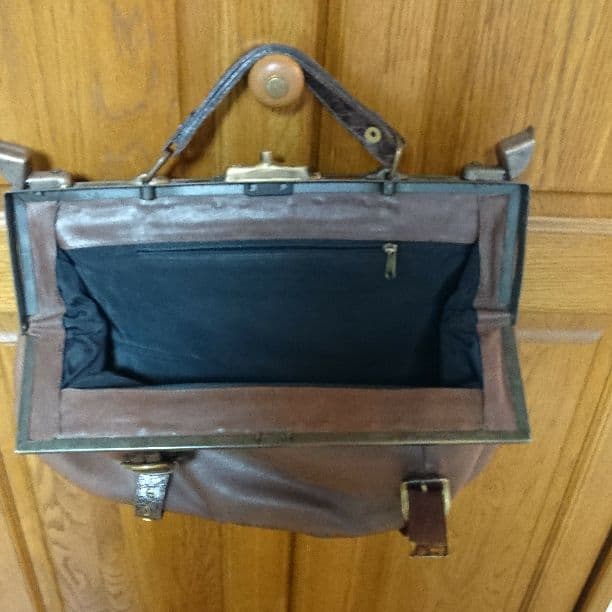 アンティークレザーバック(男女兼用)