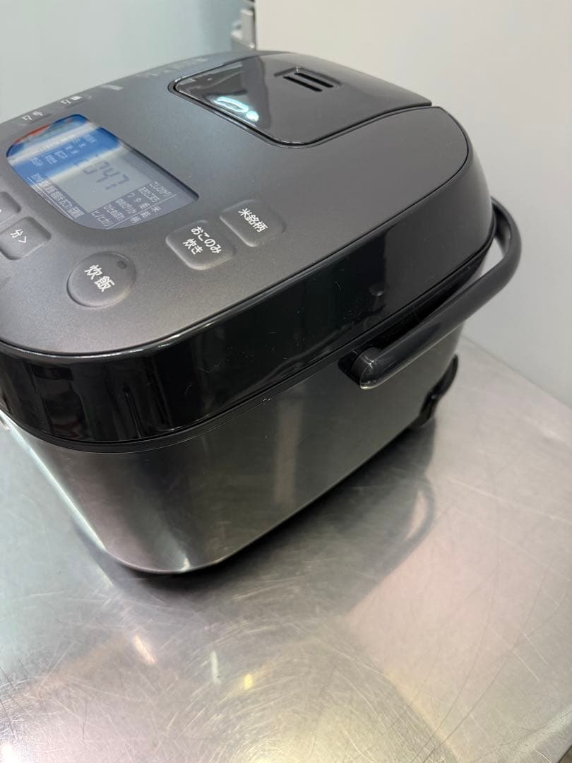 【高年式】2023年式 5.5合 アイリスオーヤマ 炊飯器 RC-MEA50