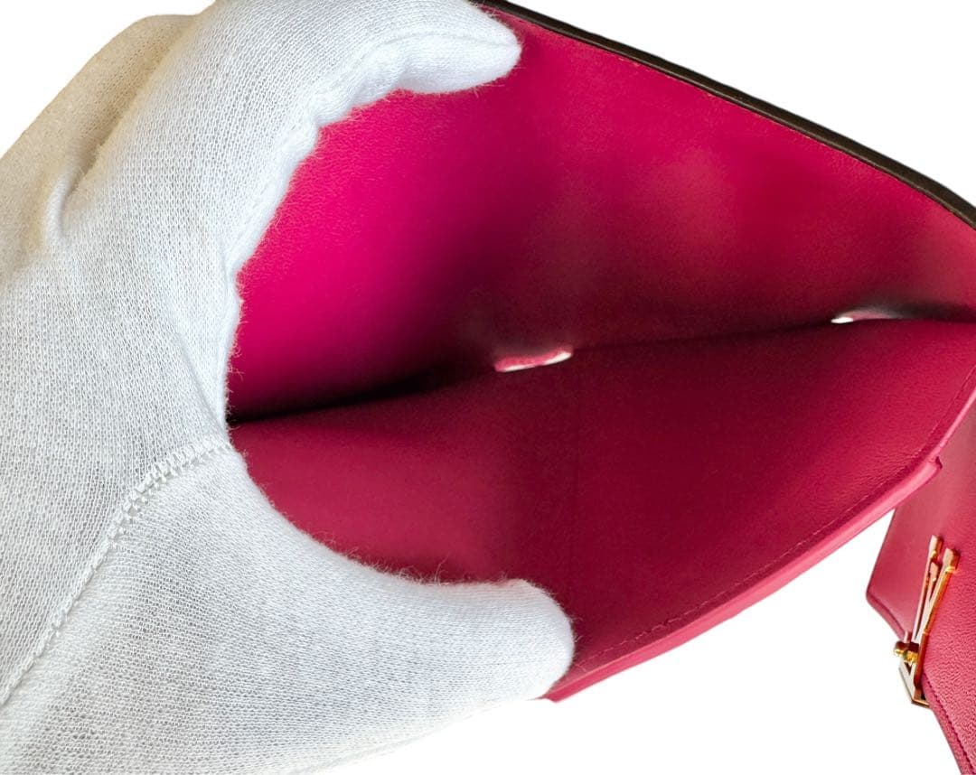 ルイヴィトン　ポルトフォイユ・カプシーヌ　コンパクト　M62157　現行品