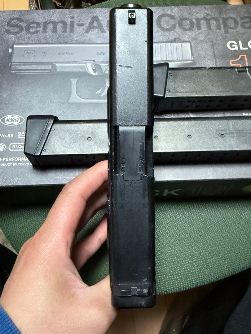 東京マルイ グロック19 3rd 実物マグバンパー ロングマガジン付き