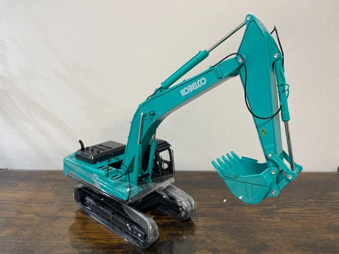 701-021 建機 1/26 コベルコ KOBELCO SK460-8