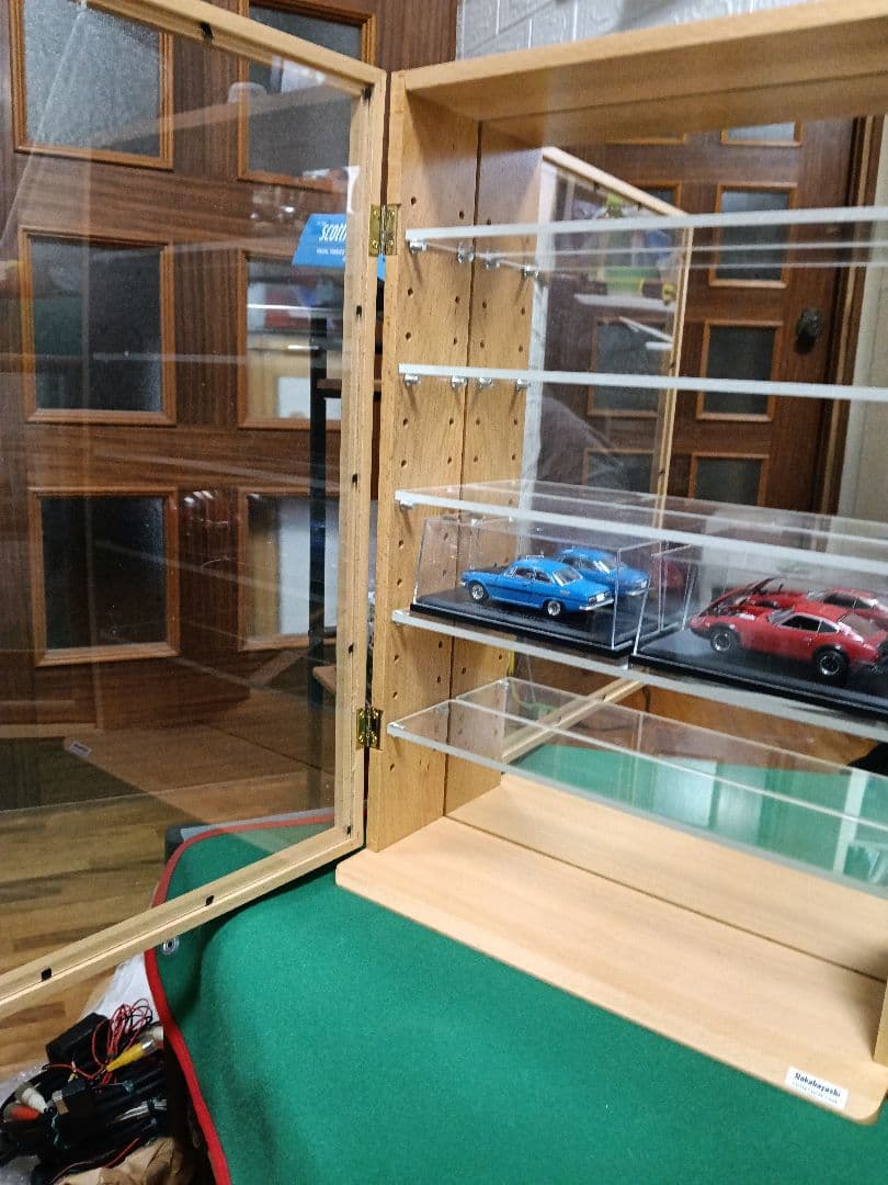 ナカバヤシ・ディスプレイケース 2台セット。