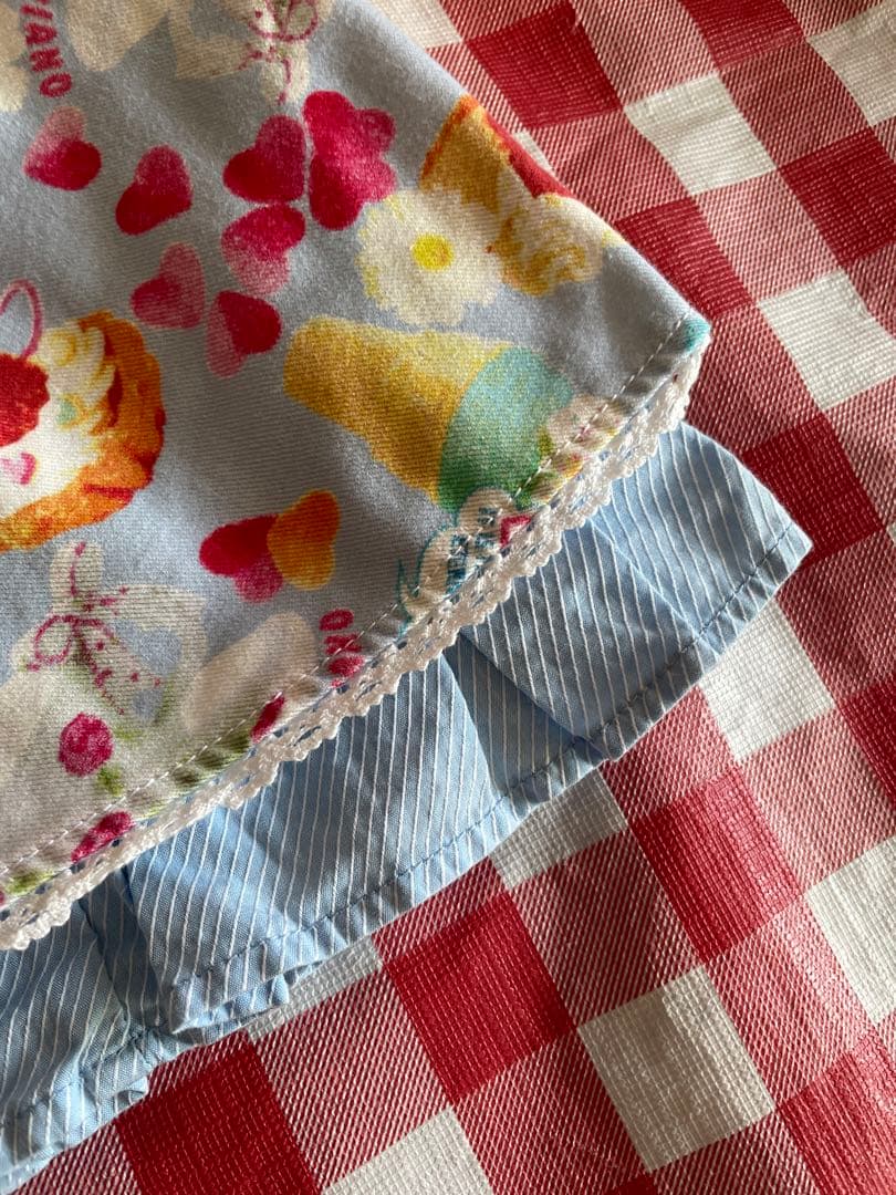 メゾピアノ❗️160㎝スカート❗️スイーツ柄❗️