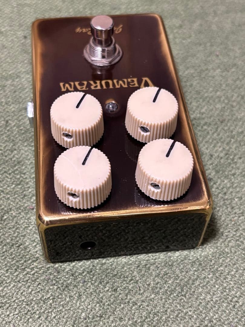 Paul Cochrane氏にMODされた”VEMURAM Jan Ray”