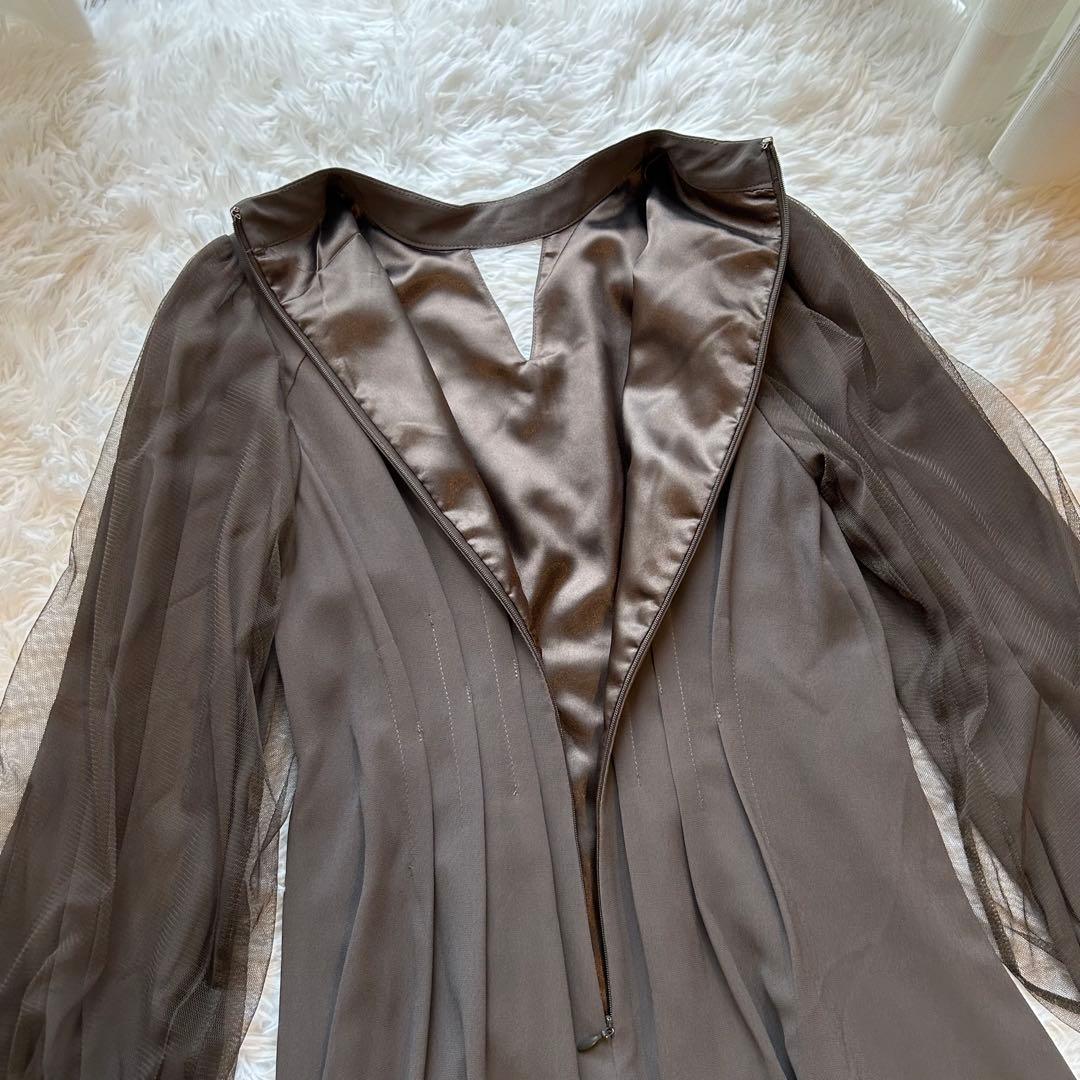 【美品】niana Vネックシアースリーブドレス　チャコール Mサイズ 結婚式