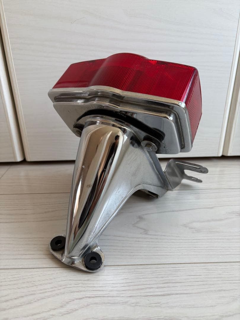 CB750FOUR テールライトASSY