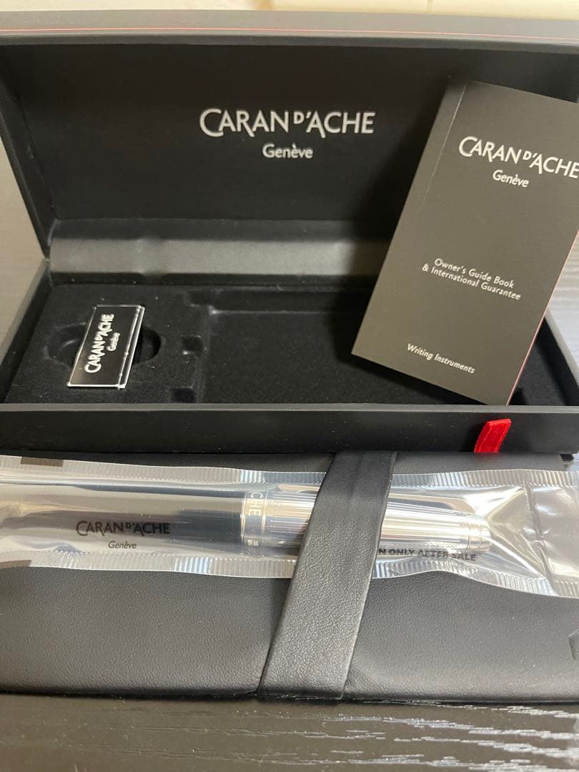 カランダッシュ 万年筆 M 中字 レマン バイカラー 4799-289 ブラック