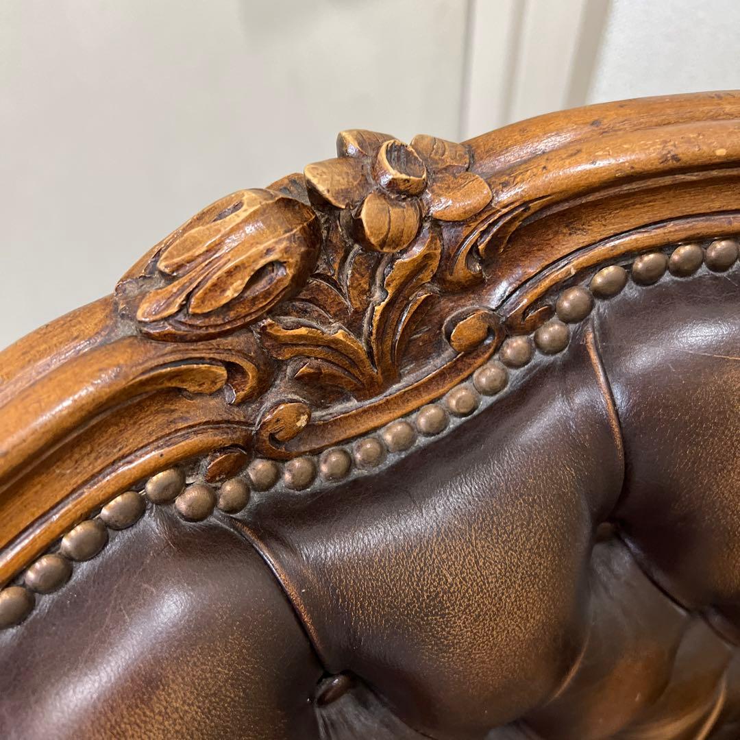 アンティーク調 チェスターフィールド ヴィンテージ ヴィクトリアン 彫刻 猫脚