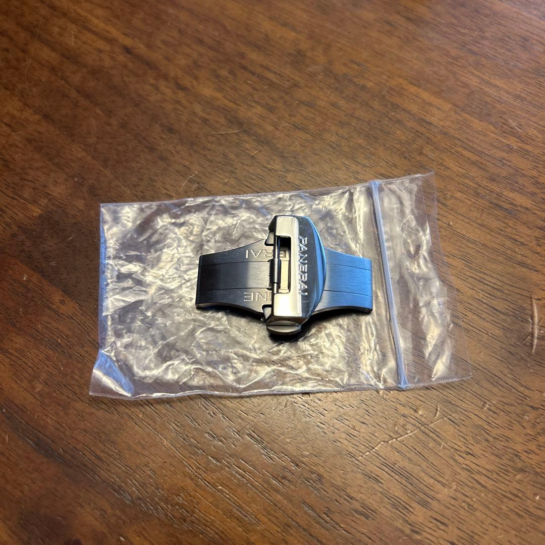 パネライ　バックル44mm