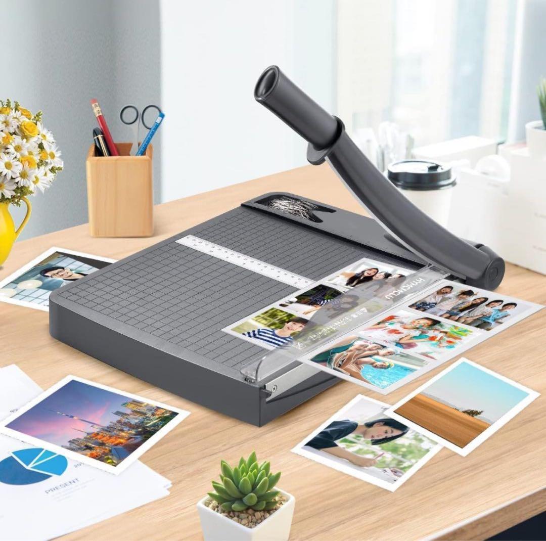 K474　裁断機　A4　ペーパーカッター　30ｃｍ×30ｃｍ １６枚切断