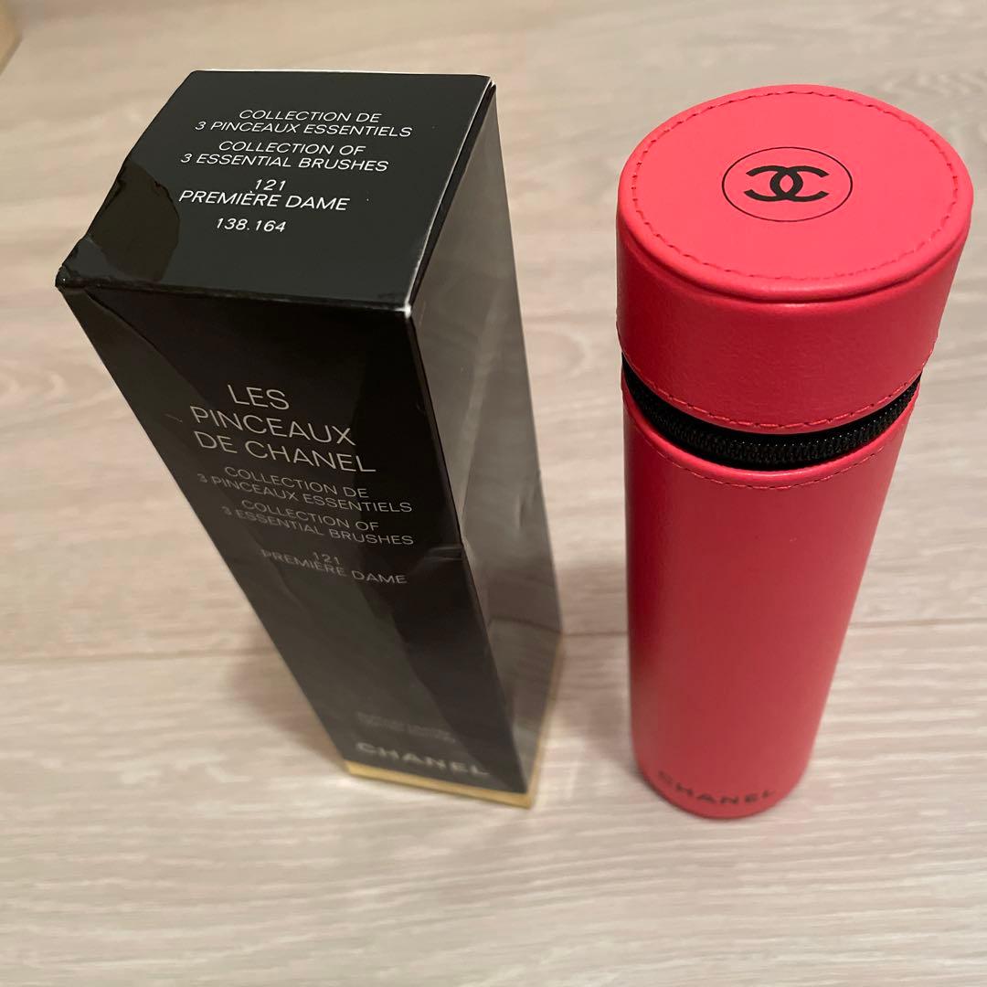 CHANEL 3 Essential Brushes メイクブラシのポーチのみ