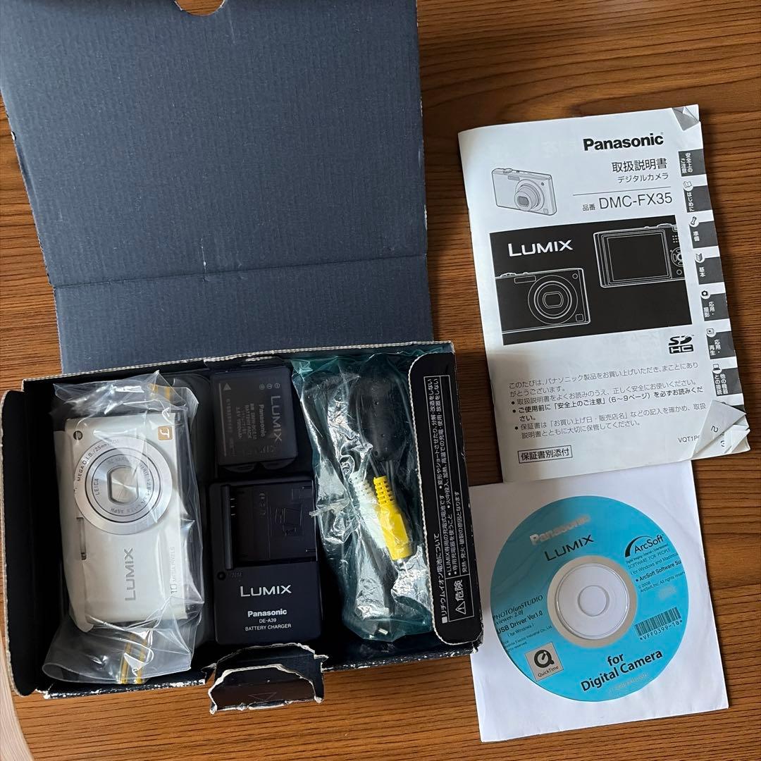 デジカメ　Panasonic LUMIX DMC-FX35 ホワイト