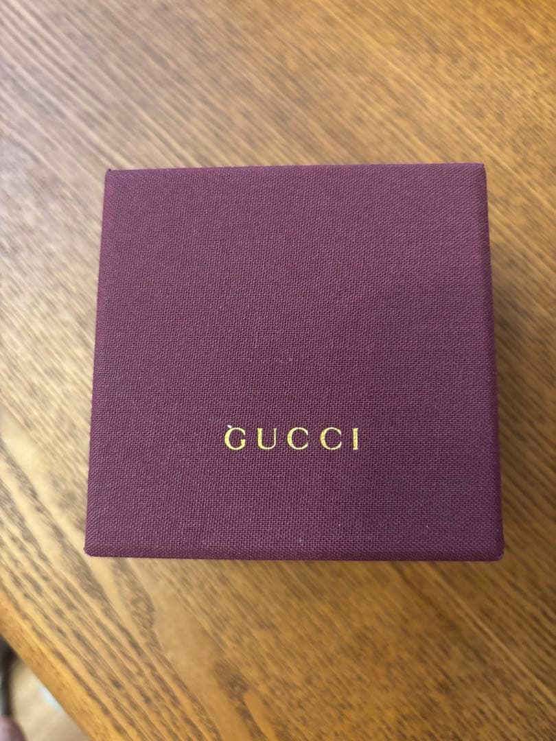 GUCCI GGロゴ パールブローチ