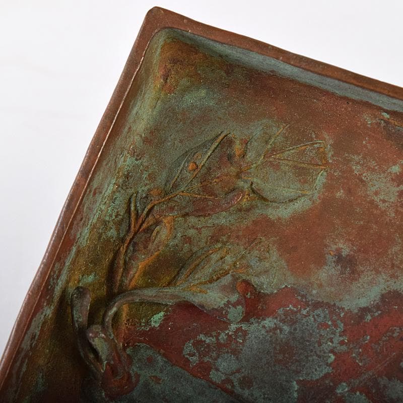 高岡銅器　須賀松園造　蝋型鋳銅　野菜文　四方皿　共布共箱　C　R8444