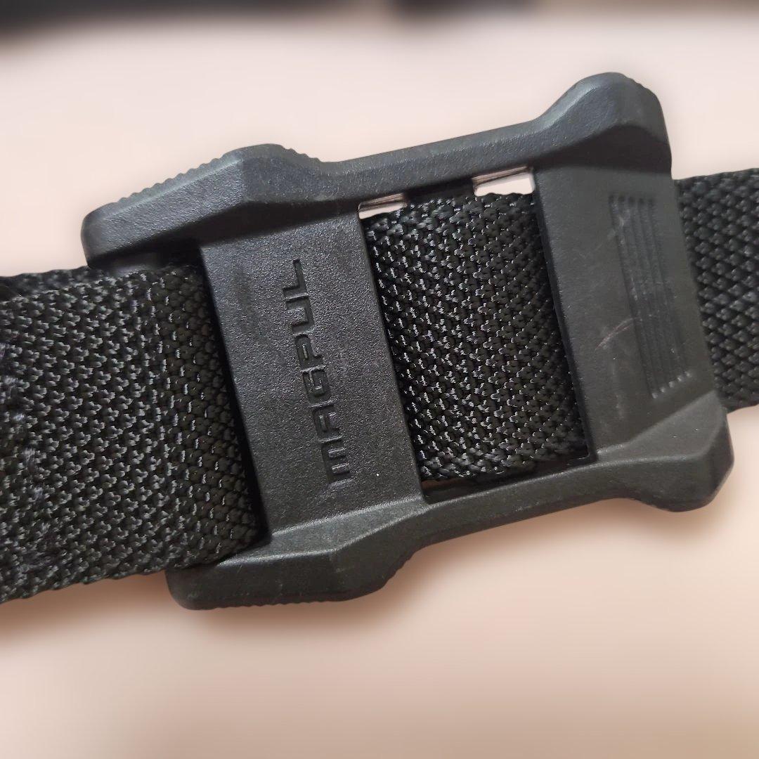 Magpul ショルダースリング 取り付け金具2点付き