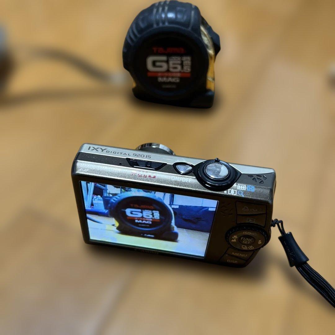 Canon IXY デジタルカメラ ケース付き