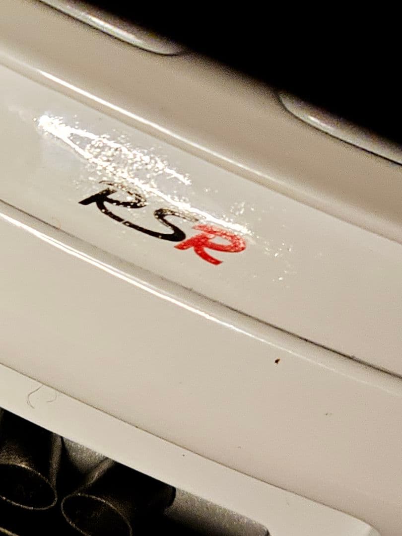 オートアート1/18 ポルシェ911(997) GT3RSR 2009