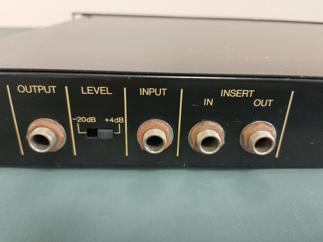 YAMAHA デジタルリバーブ R1000 (b)