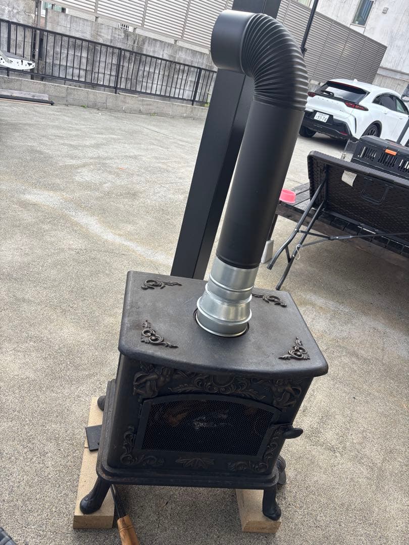 鋳鉄製 薪ストーブ　アンティーク