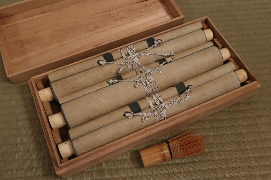 【模写】日本画 狩野素川(章信) 寿老人 山水 三幅対 絹本 掛軸 MA446