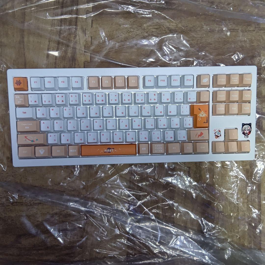 VSPO!ゲーミングキーボード　小森めと