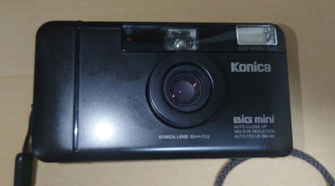 Konica Big Mini コンパクトカメラ/動作確認済み・ケース付き