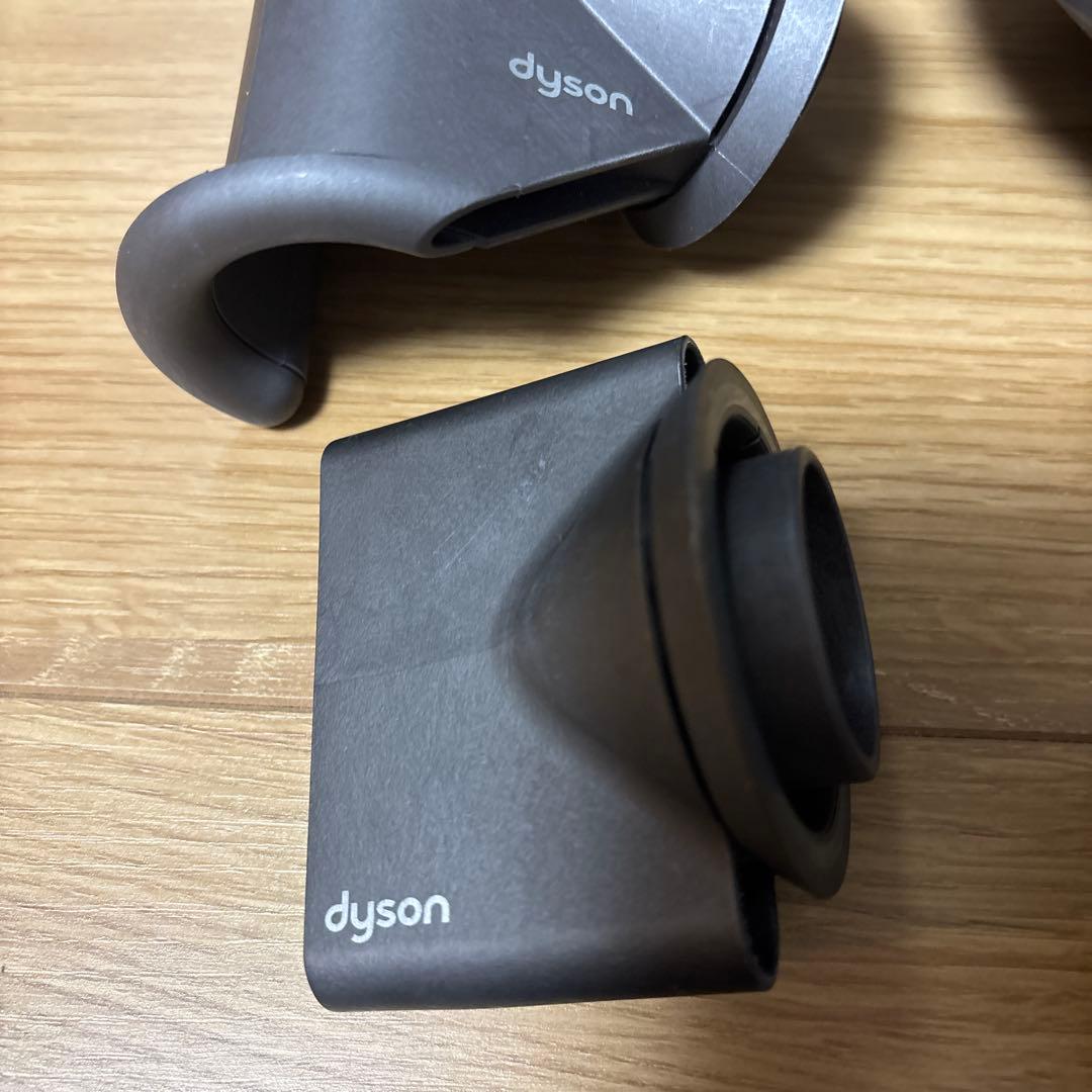 Dyson Supersonic Ionic ヘアドライヤー　ジャンク品