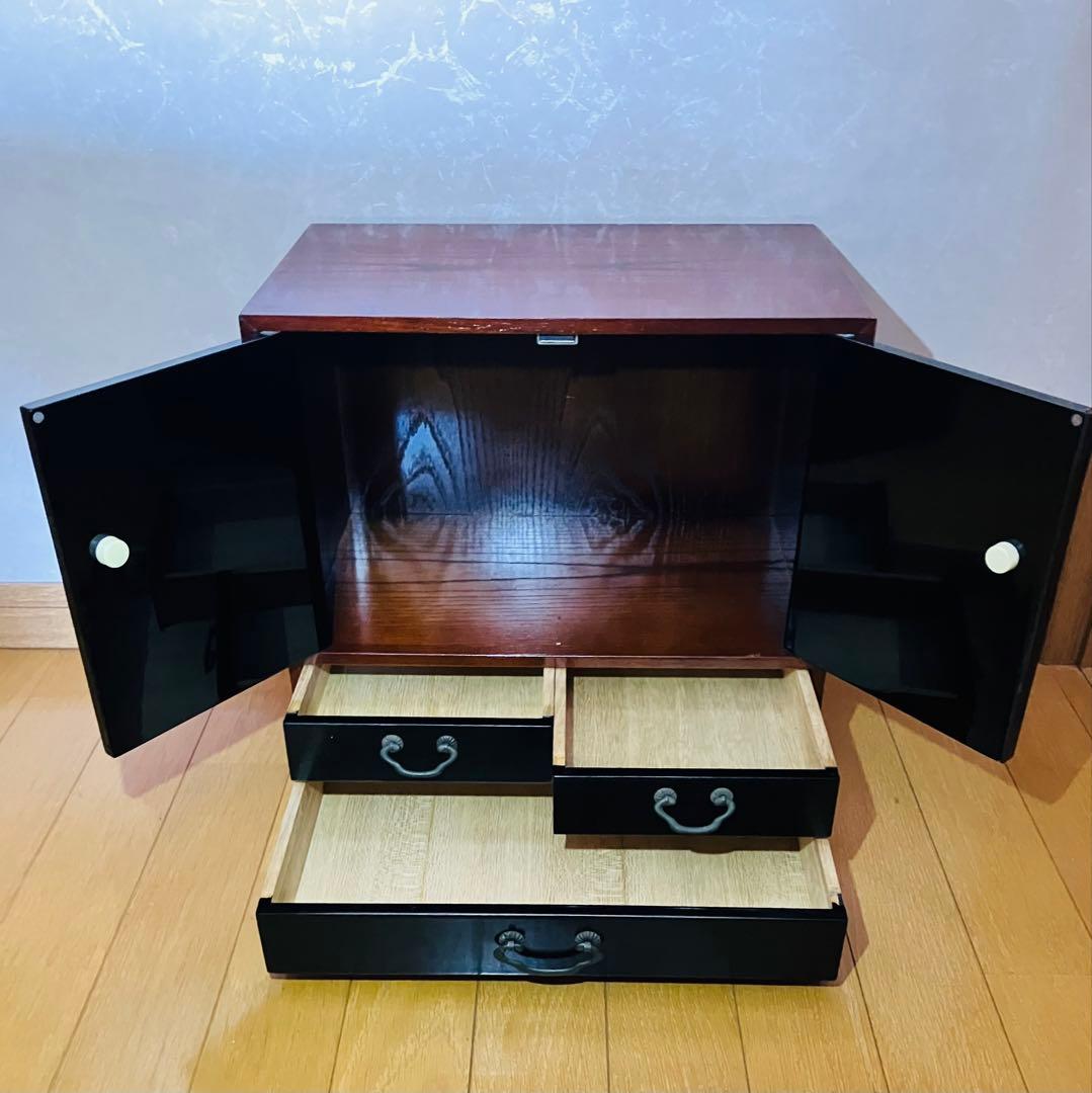 扇子模様の木製箪笥　時代箪笥　民芸箪笥　昭和レトロ　装飾金具　整理箪笥　桐箪笥