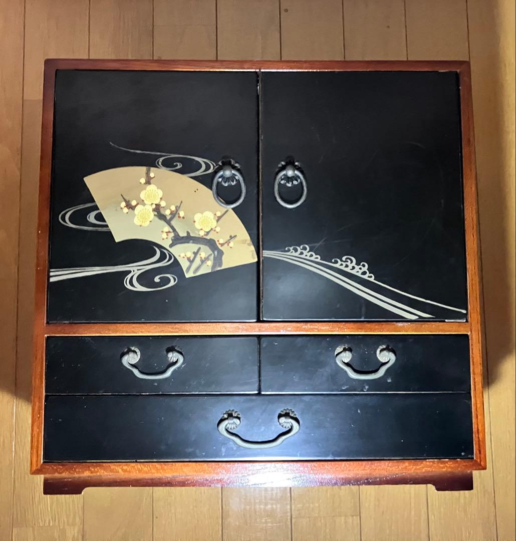 扇子模様の木製箪笥　時代箪笥　民芸箪笥　昭和レトロ　装飾金具　整理箪笥　桐箪笥