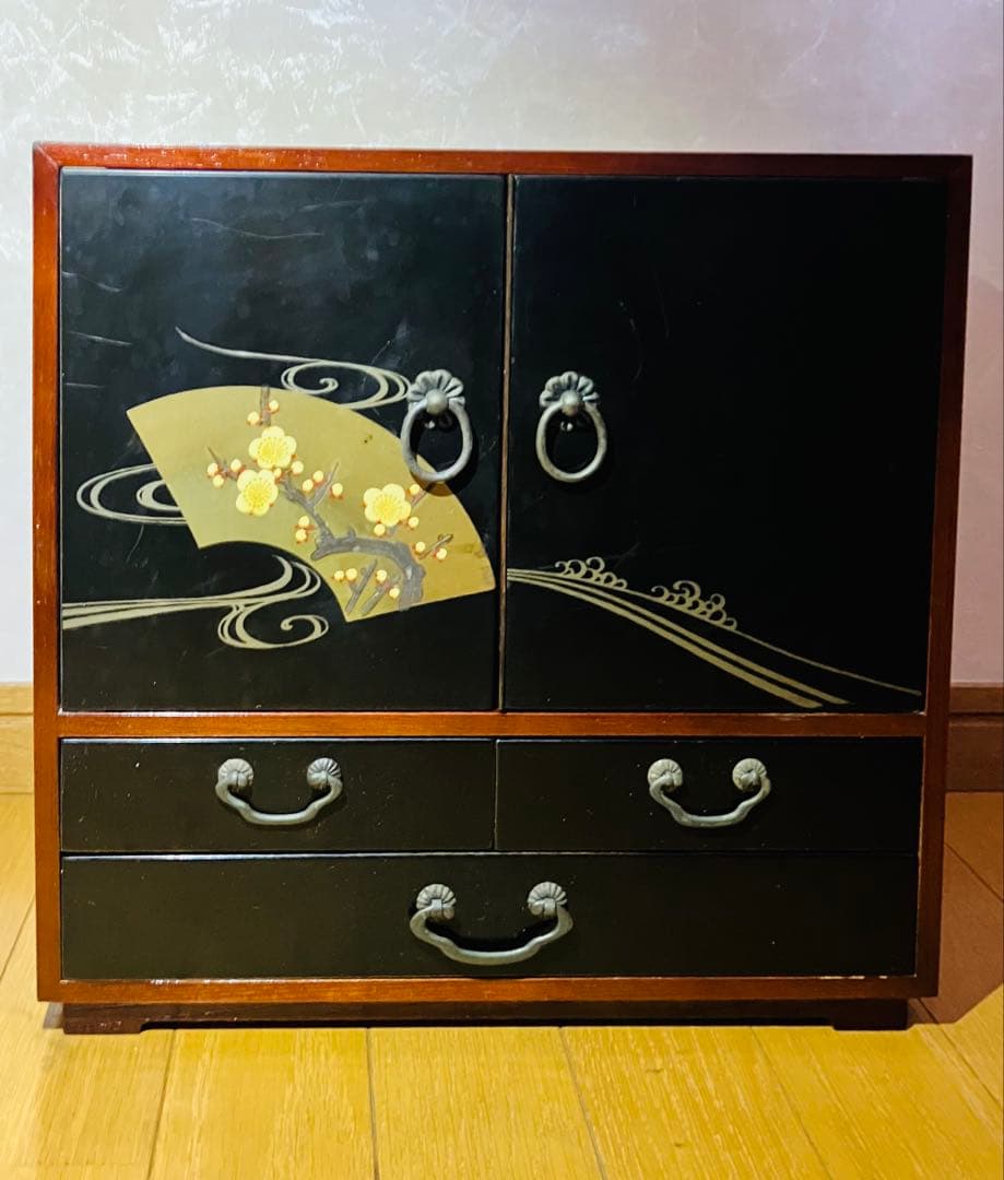 扇子模様の木製箪笥　時代箪笥　民芸箪笥　昭和レトロ　装飾金具　整理箪笥　桐箪笥