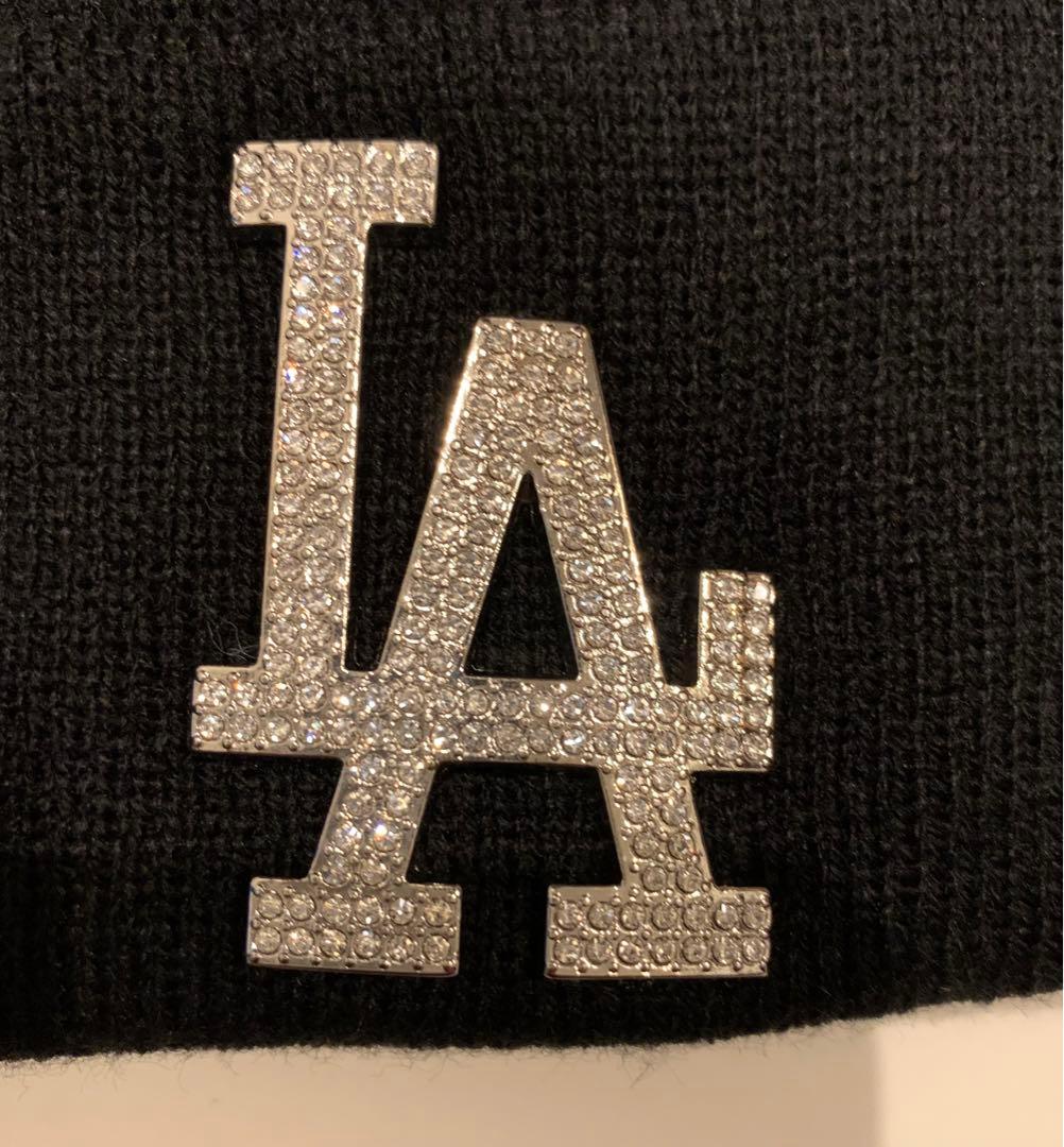 【未使用タグ付き】NEWERA 限定 LA ラインストーン ニット帽 ビーニー