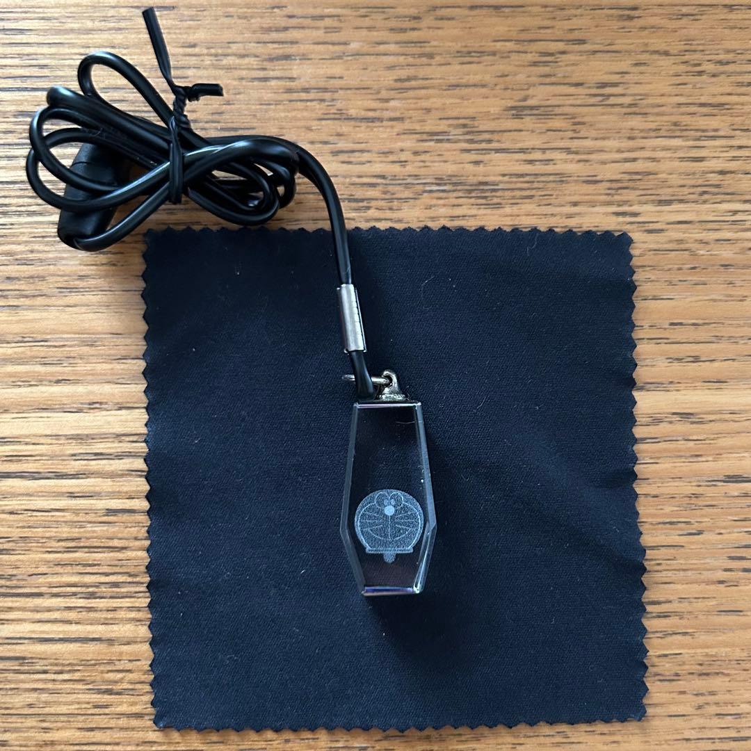 【匿名配達】【防水】　スペース★ドラベンチャー　クリスタル　ペンダント