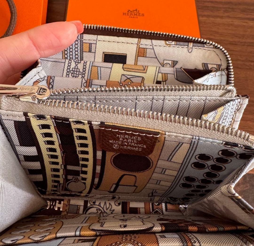 HERMES シルクイン　コンパクト 【未使用新品】