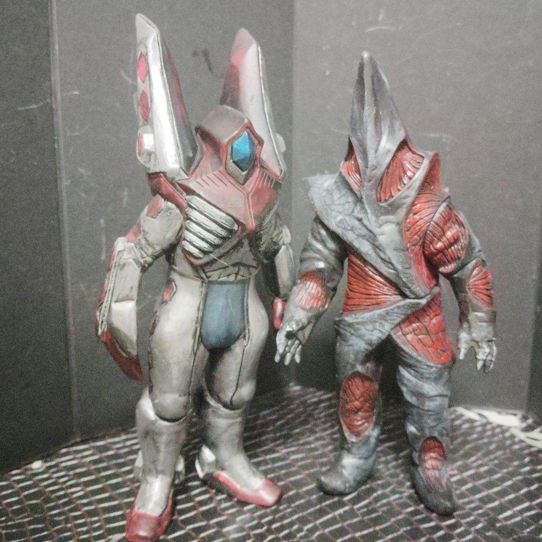 ウルトラソフビティガ宇宙人レギュラン.スタンデル（2462si.2596fo）