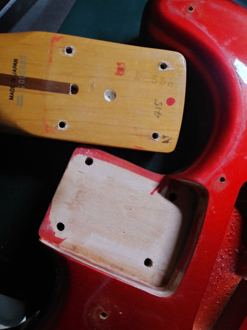 Fender japan　フェンダージャパン　ストラトキャスター　スキャロップ